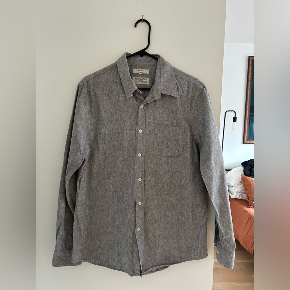 Nudie Jeans men’s collared grey shirt